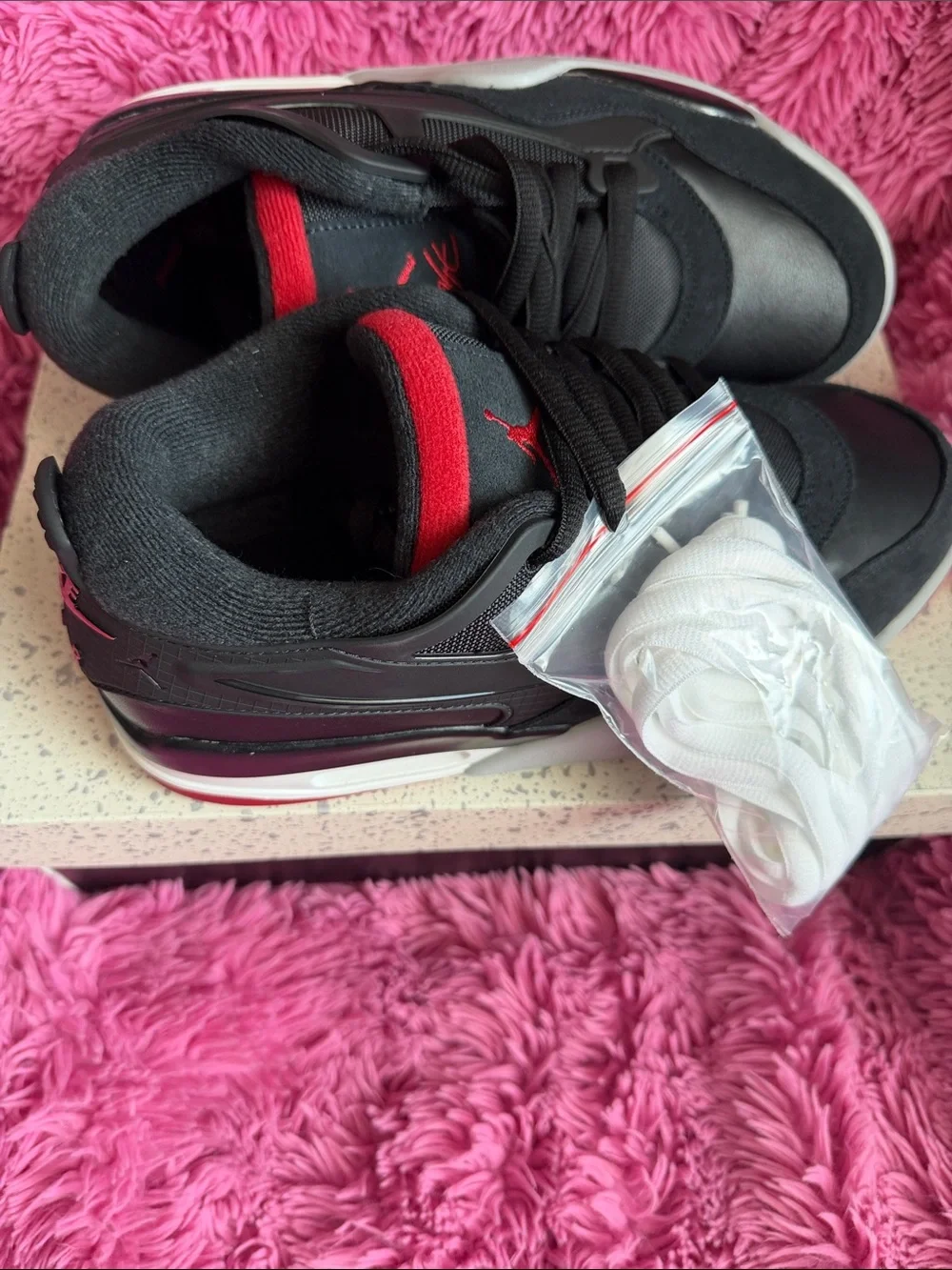 Men's Air Jordan 4 RM size 9.5